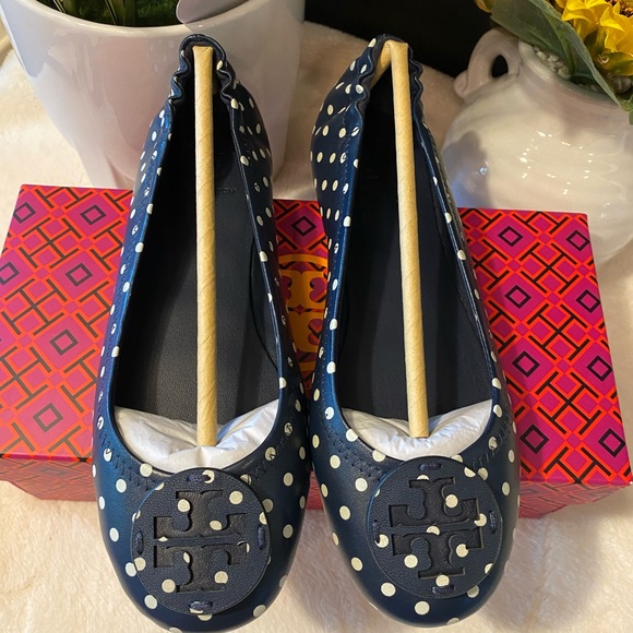 Tory Burch Shoes - ✨NEW✨TORY BURCH MINNIE TRAVEL BALLET WITH LEATHER LOGO